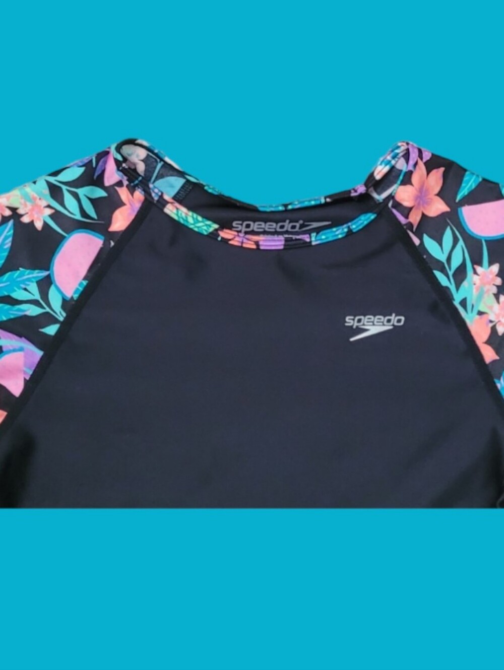 Speedo GIrl's Color-blocked Rash-Guard Swim Top - Picture 3 of 8